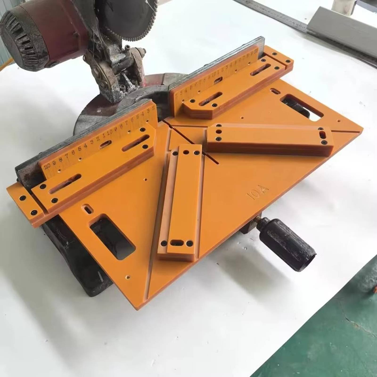 45 Degree Trim Cutting Jig Hig - đánh giá và giá Home Improvement Guide